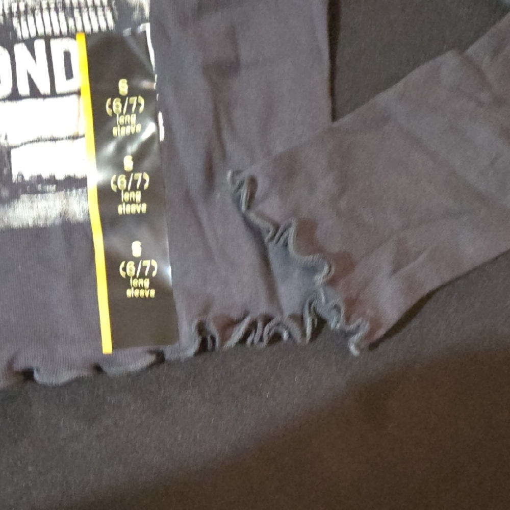 Art Class Charcoal Graphic Tee - Picture 4 of 4